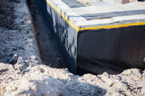 Professional Crawl Space Encapsulation technician working in Harrisburg, IL